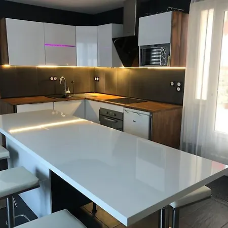 Apartment Arènes Terrace: Equipped With Easy Parking Bayonne