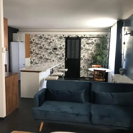 Appartamento Standing 2 Personnes Equipe Terrasse, Stationnement Facile Et Gratuit Dans Quartier Des Arenes Bayonne