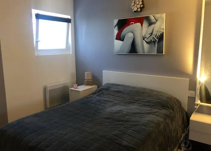 Standing 2 Personnes Equipe Terrasse, Stationnement Facile Et Gratuit Dans Quartier Des Arenes