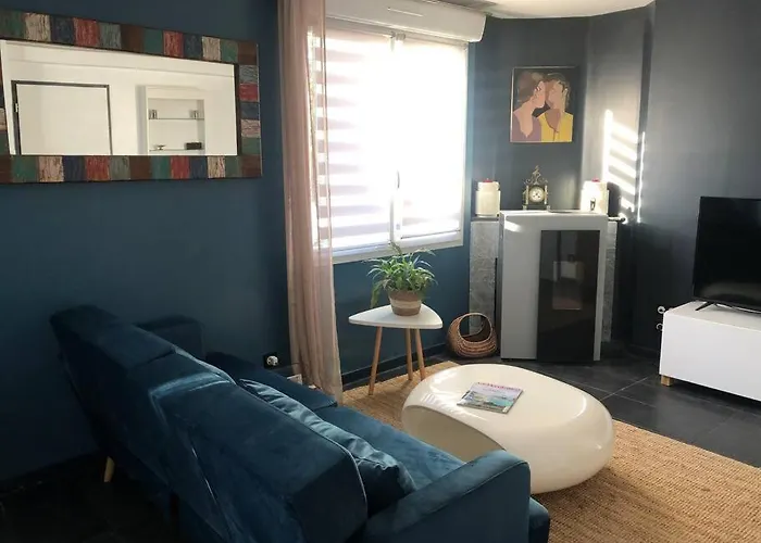 Lägenhet Standing 2 Personnes Equipe Terrasse, Stationnement Facile Et Gratuit Dans Quartier Des Arenes Bayonne